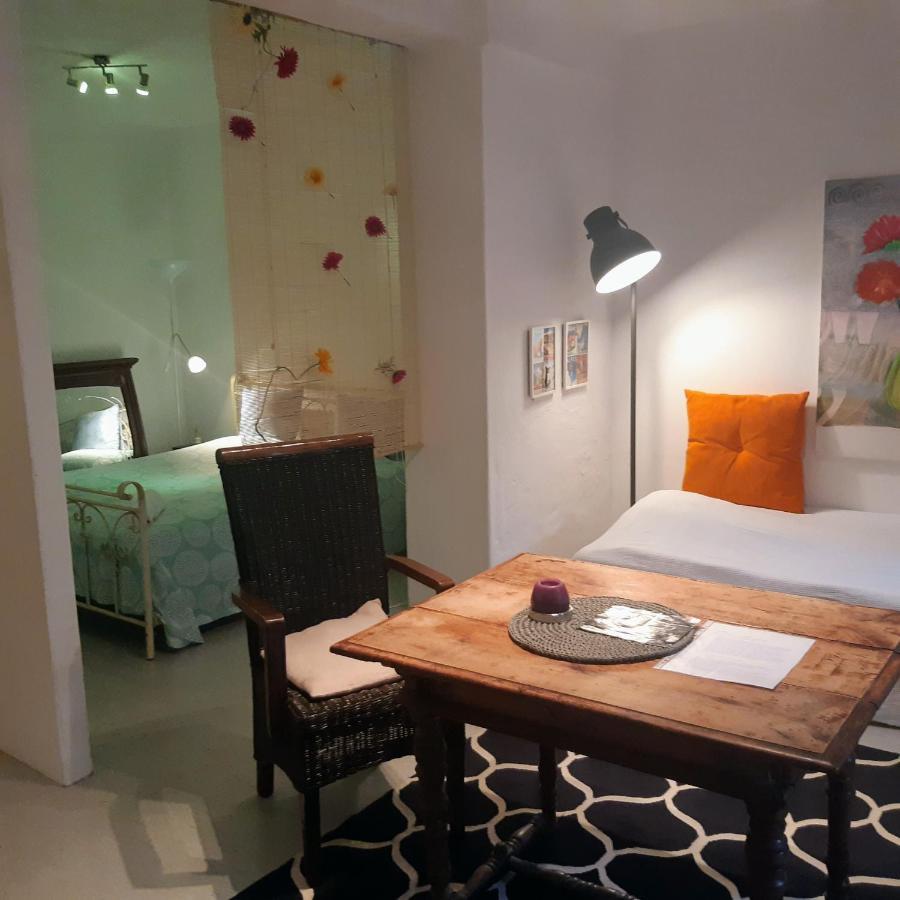 Fassbinder Klause Mit Mini-Terrasse Apartment Sankt Veit an der Glan Bagian luar foto