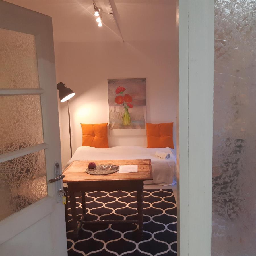 Fassbinder Klause Mit Mini-Terrasse Apartment Sankt Veit an der Glan Bagian luar foto